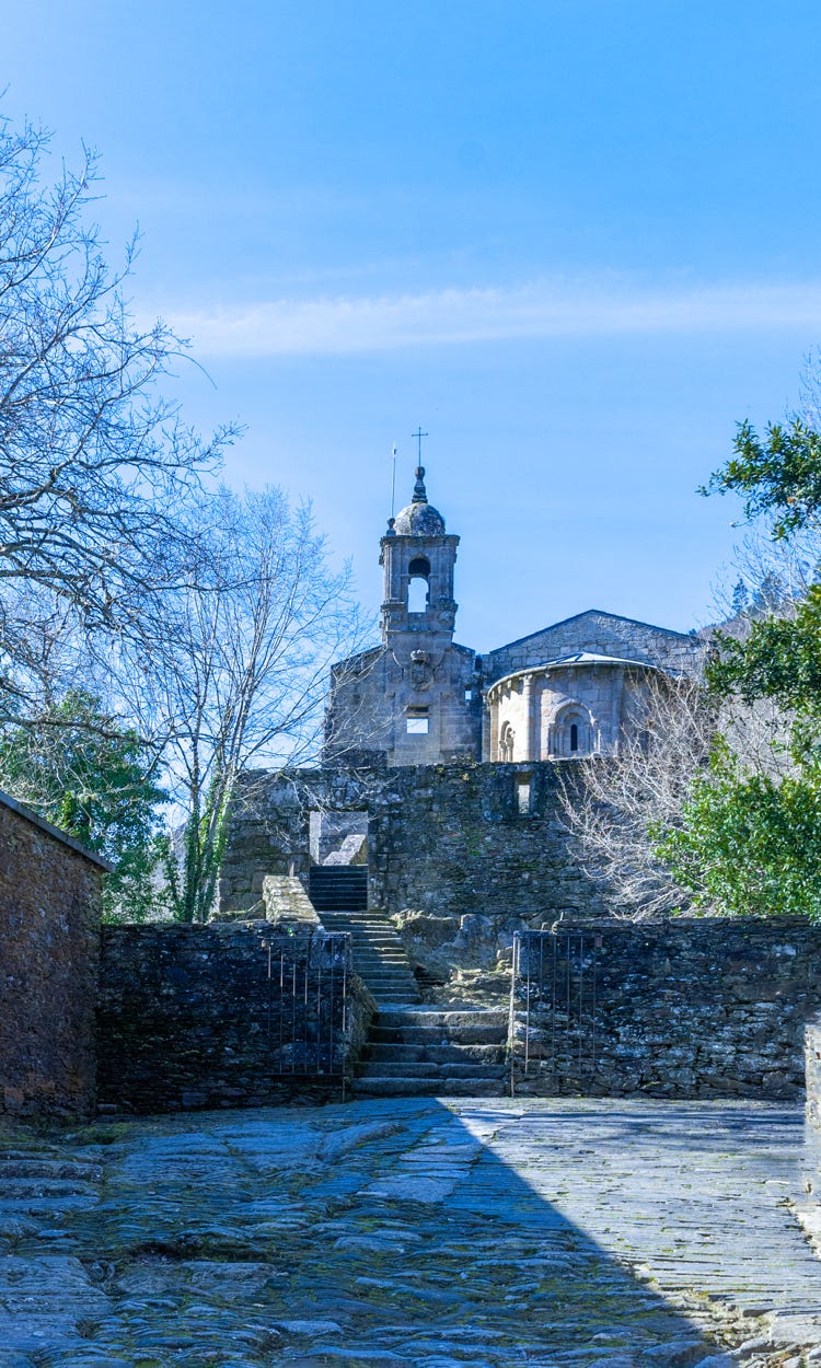 Visita el Monasterio de san Juan de Caaveiro